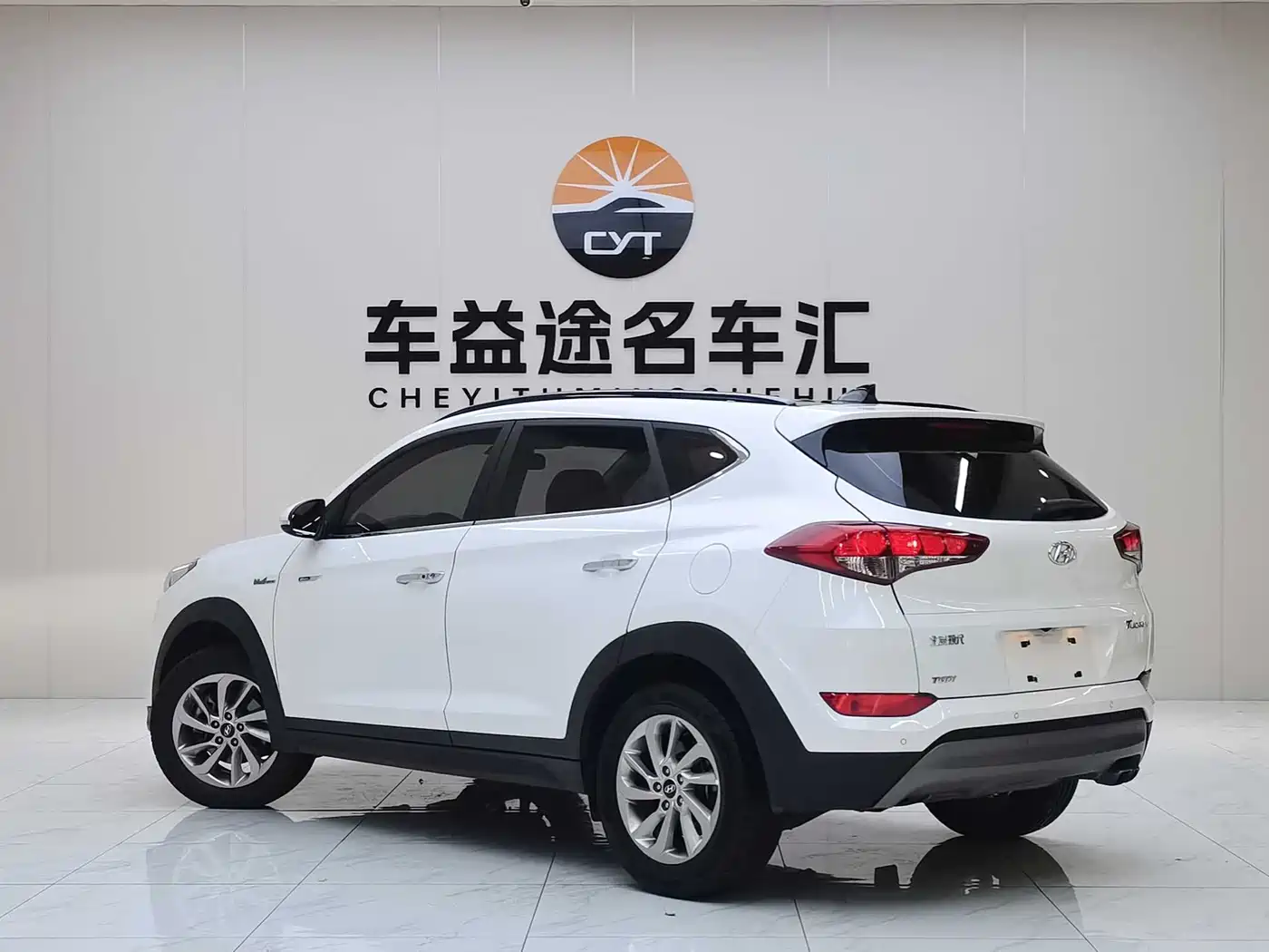 Hyundai Tucson 2015 1.6T Dual Clutch 2WD Smart фото 11
