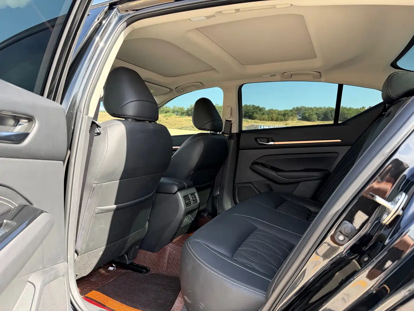 Nissan Teana 2025 2025 2.0L SV Black Gold Edition