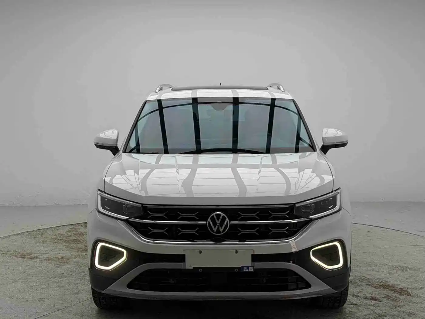Volkswagen Tayron 2023 280TSI 2WD Luxury Plus Advanced Edition фото 2