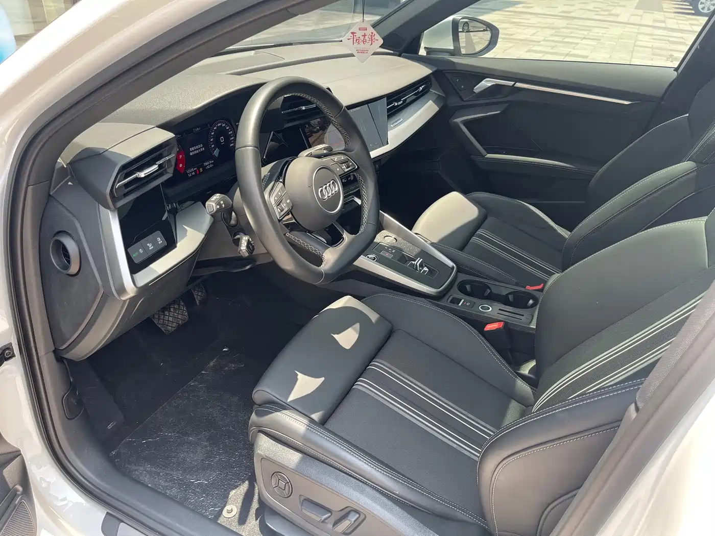 Audi A3 2024 Model Sportback 35 TFSI Fashion Sport фото 25