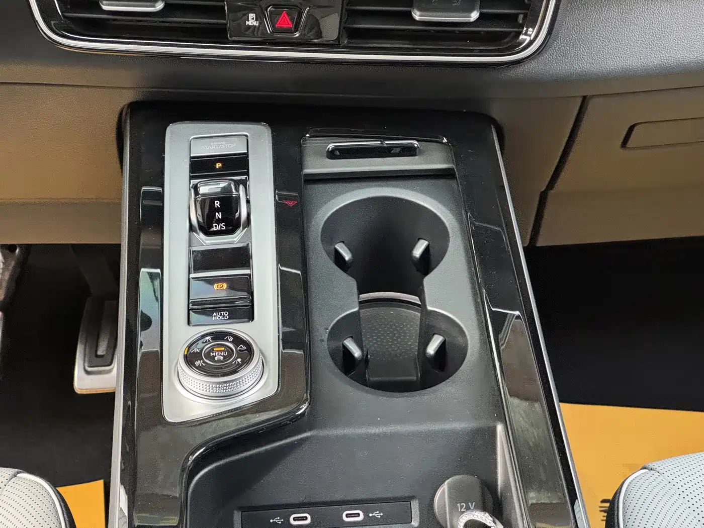 Volkswagen Talagon 2023 380TSI 4WD R-Line Touring Edition фото 13