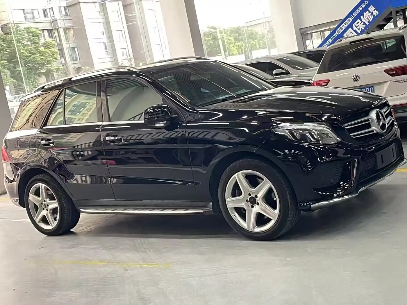 Mercedes-Benz GLE 2017 GLE 400 4MATIC фото 3