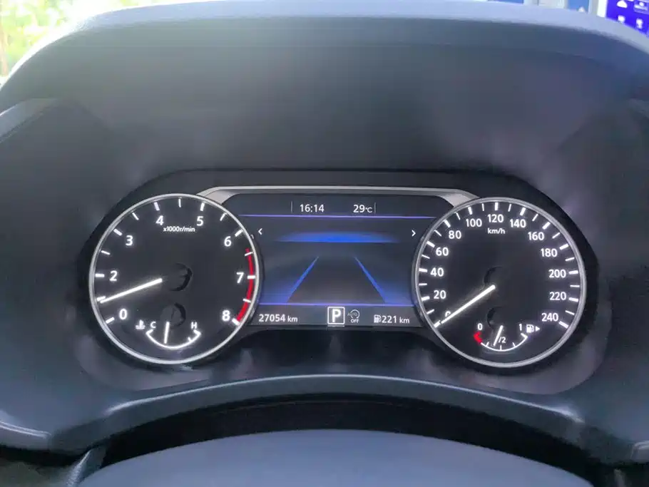 Nissan SYLPHY, миниатюра 14