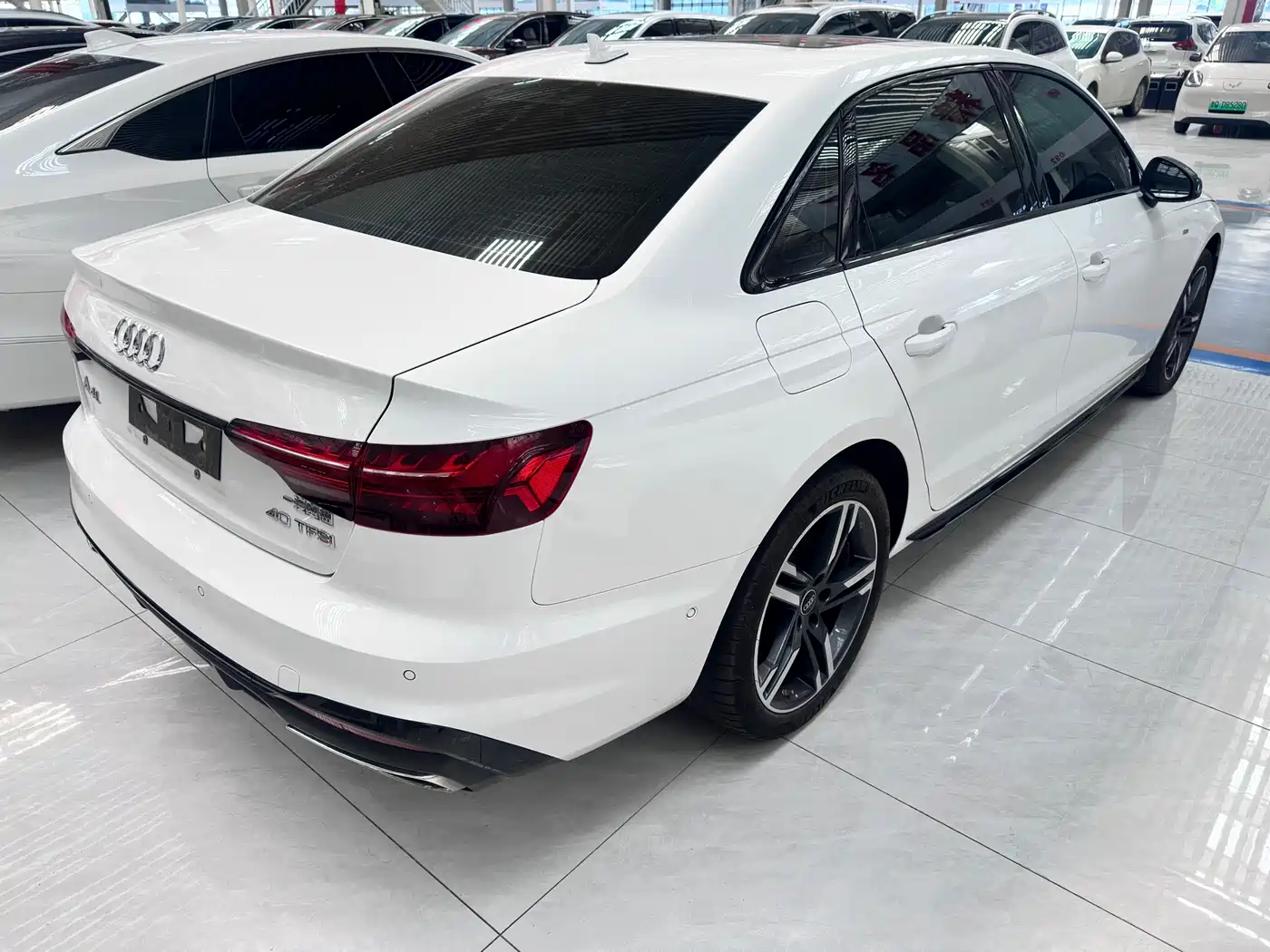Audi A4L 2022 40 TFSI Luxury Dynamic фото 16