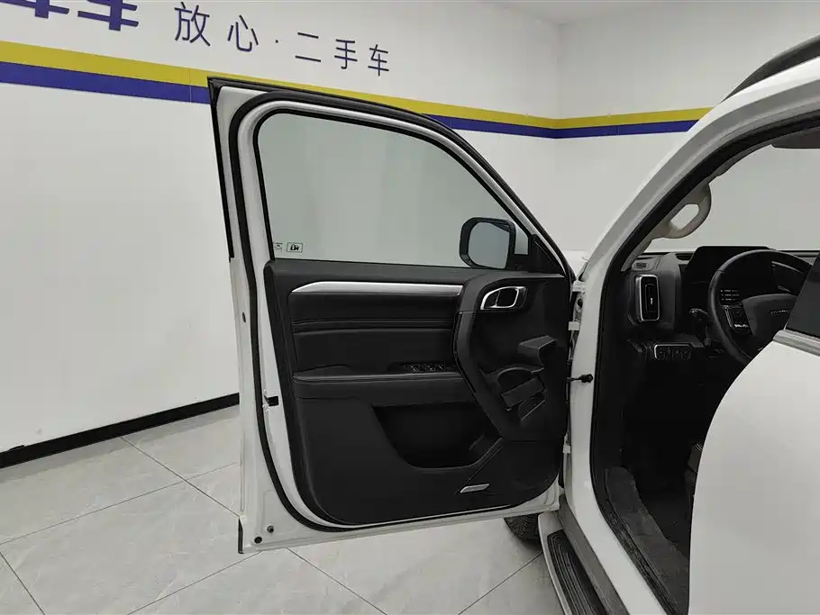 Haval Big Dog 2021 Facelift 2.0T DCT AWD Howling Celestial Dog Edition фото 7