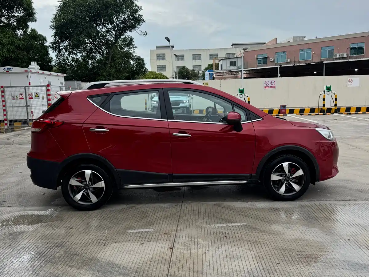 Фото 4 - JAC Motors Refine S3
