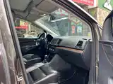 Фото 9 - Volkswagen Sharan