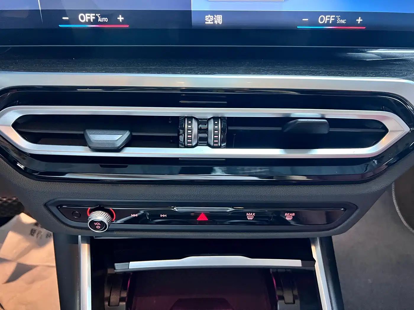 BMW 3 Series 2023 325Li M Sport Package фото 9