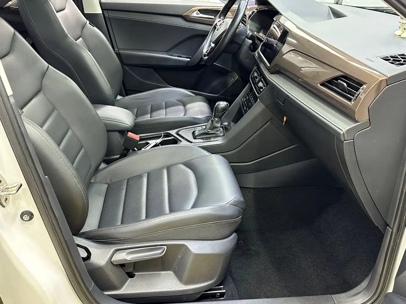 Volkswagen Tharu 2021 280TSI 2WD Luxury Plus фото 18