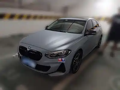 BMW 1