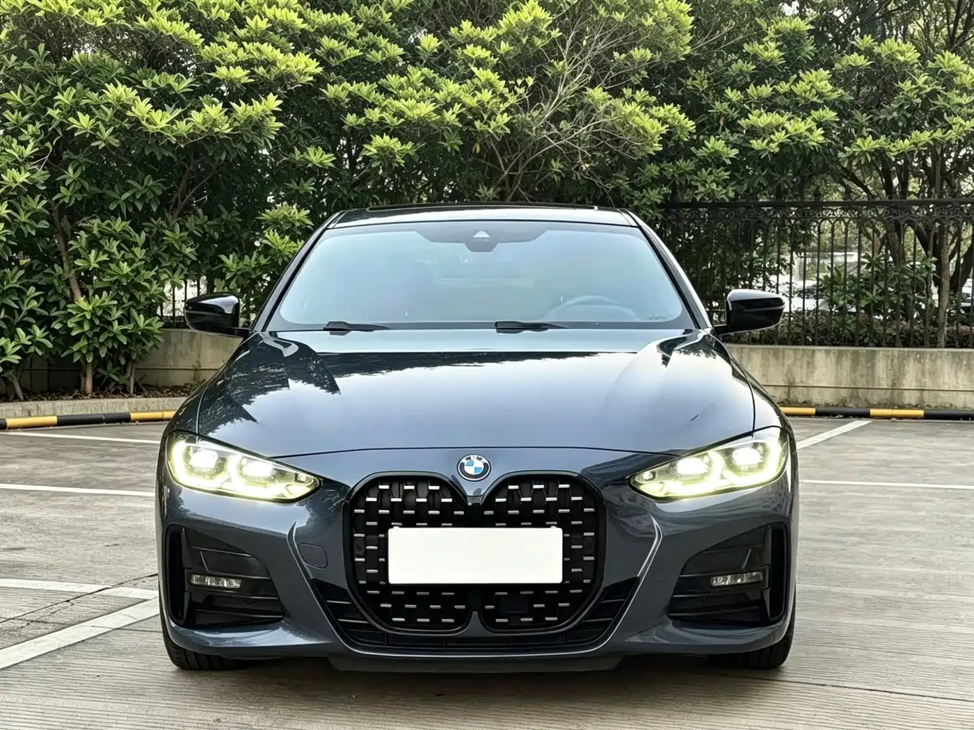BMW 4 Series 2022 430i M Sport Shadow Night Package фото 2
