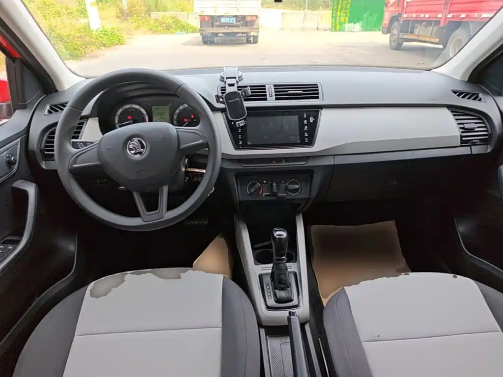 Škoda Fabia 2017 2017 1.4L Auto Car Enjoy Edition