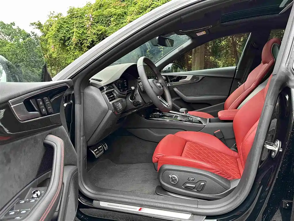2025 Audi S5