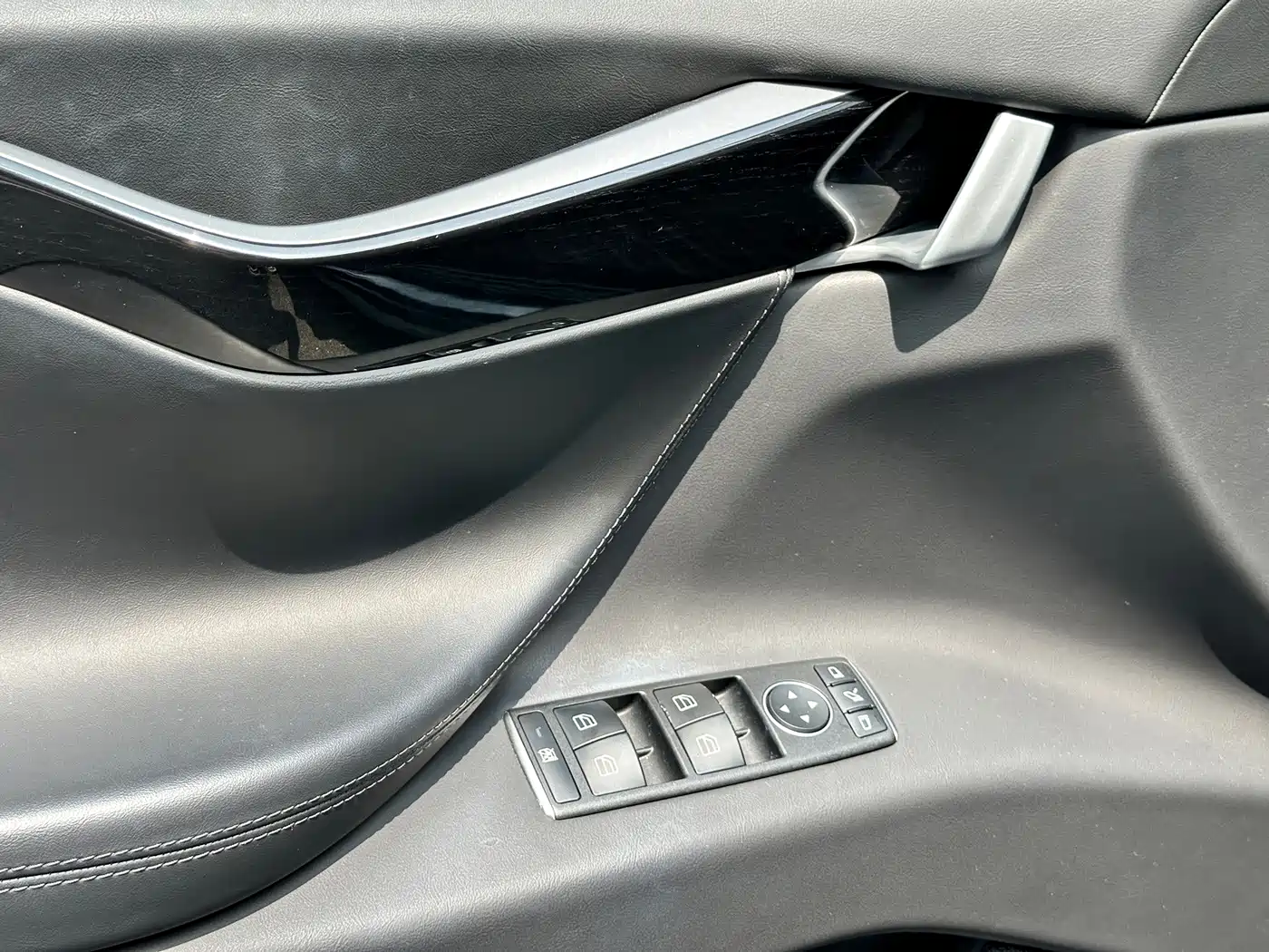 Фото 20 - Tesla Model X