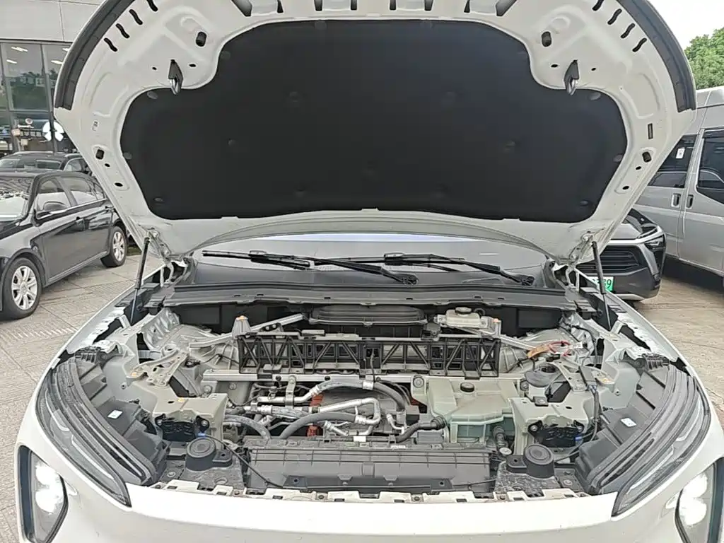 Фото 20 - NIO ES6