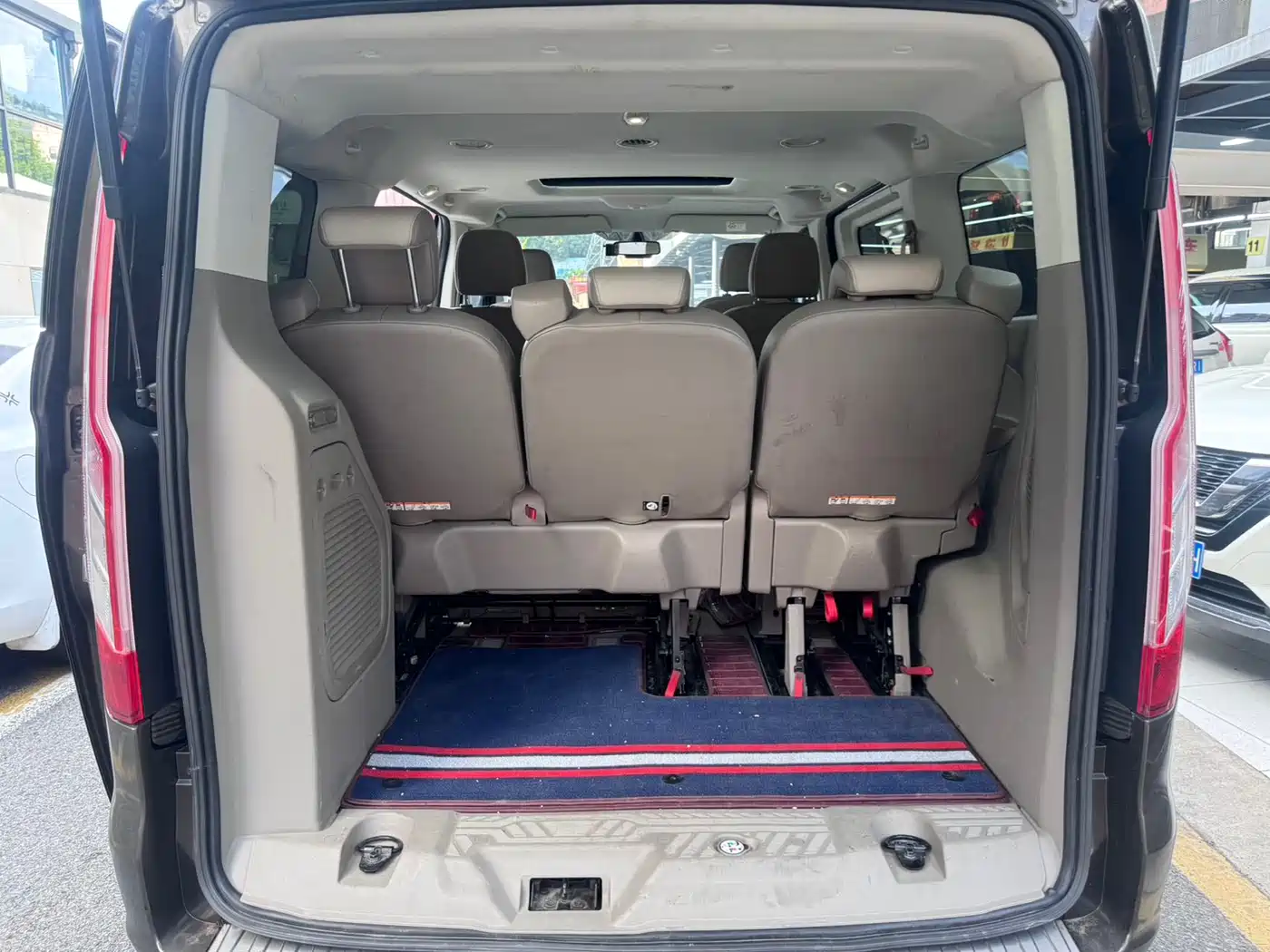 Ford Tourneo 2017 2.0T Automatic Smart Elite Edition фото 15