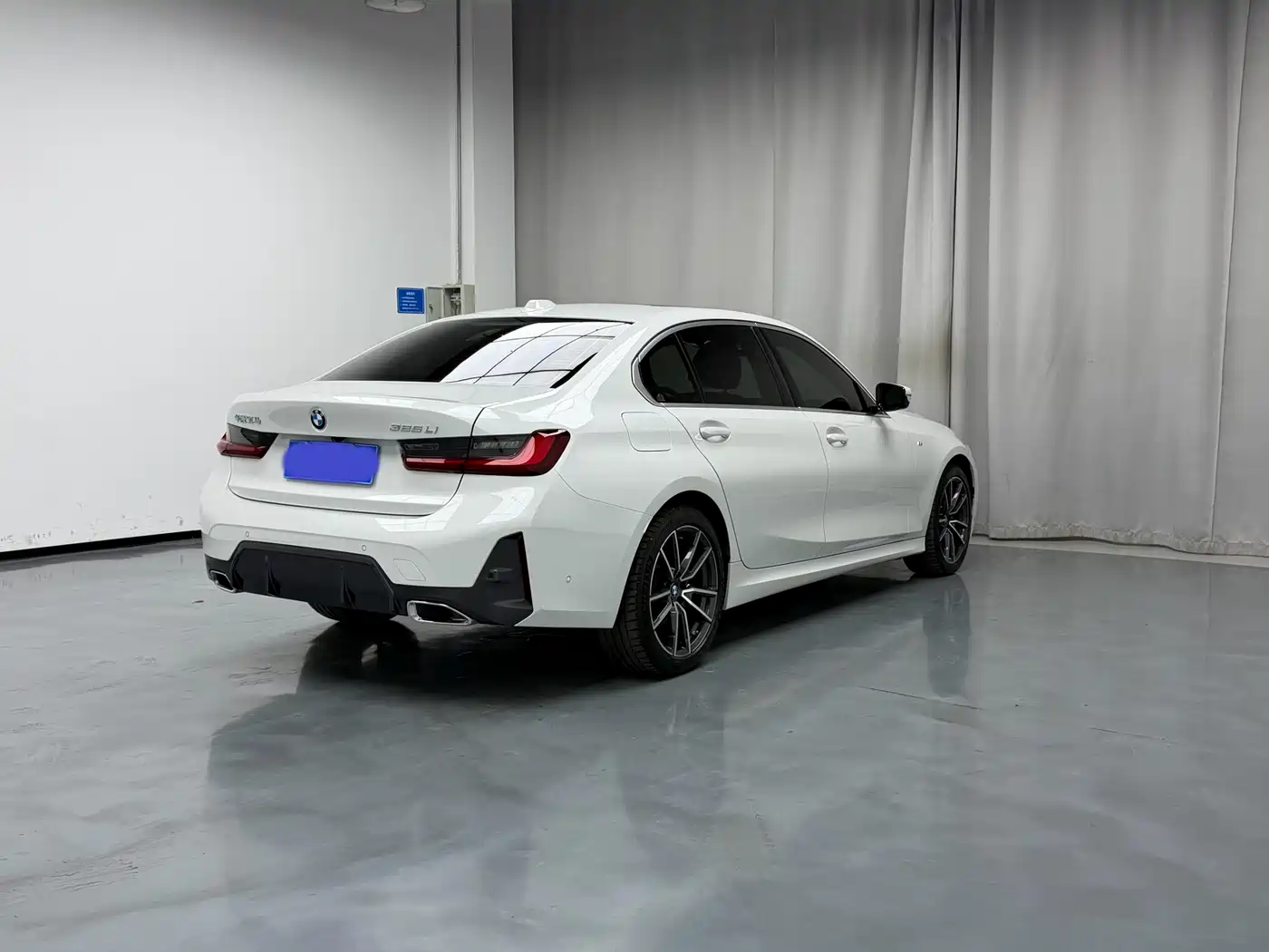 BMW 3 Series 2024 325Li M Sport Package фото 16