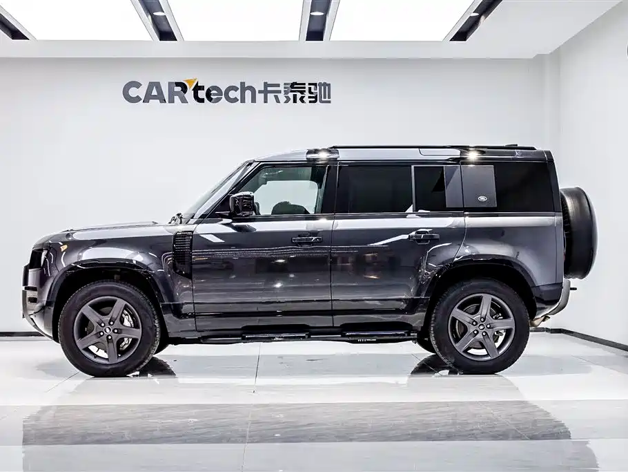 Land Rover Defender 2024 110 3.0T P400 X-DYNAMIC HSE фото 23