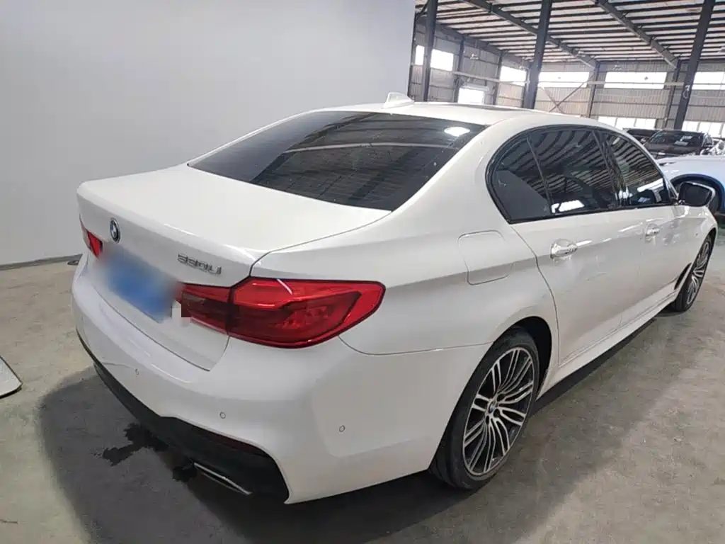 Фото 7 - BMW 5 Series