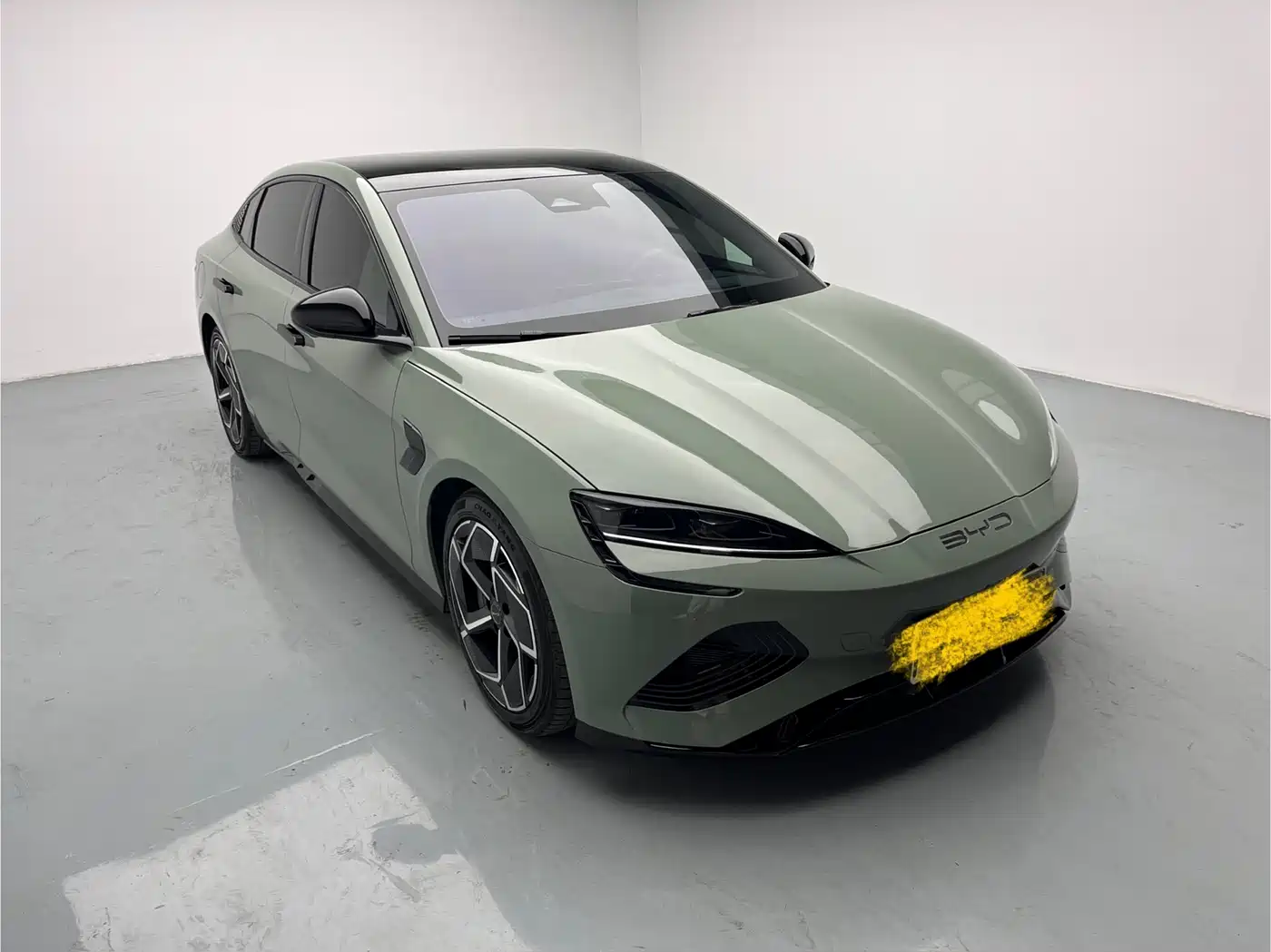 BYD Seal 2022 700km Long Range RWD Edition фото 3