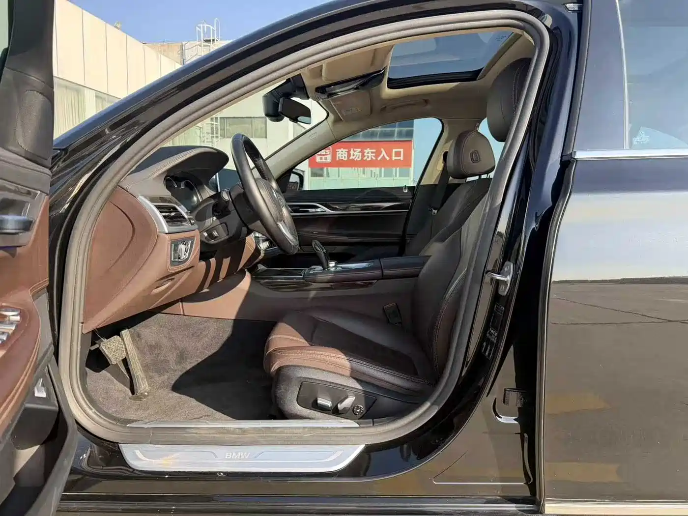 BMW 7 Series 2018 730Li Leading Type Excellence Package фото 4