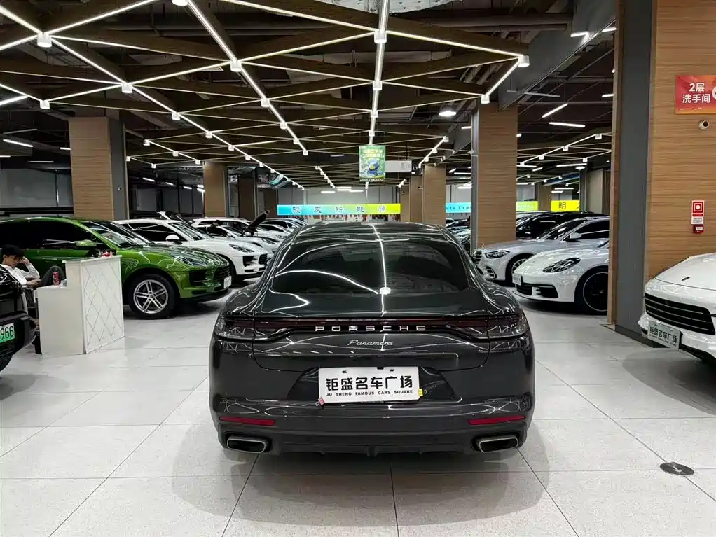 Porsche Panamera 2023 Panamera Executive Long Wheelbase 2.9T фото 13