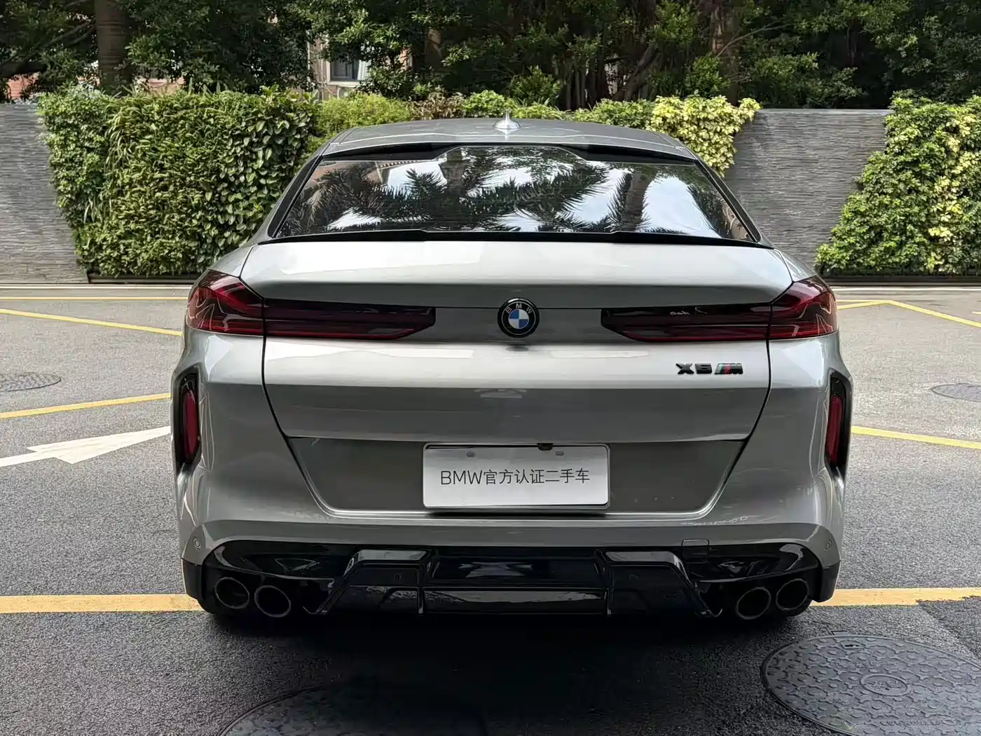 BMW X6 M 2022 2022 X6 M