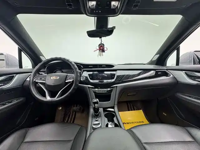 Cadillac XT6 2022 2.0T 6-Seater 4WD Luxury Edition фото 4