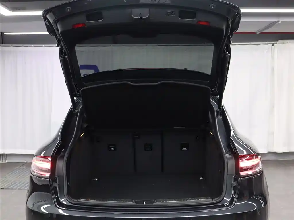 Porsche Macan 2021 Macan S 3.0T фото 26