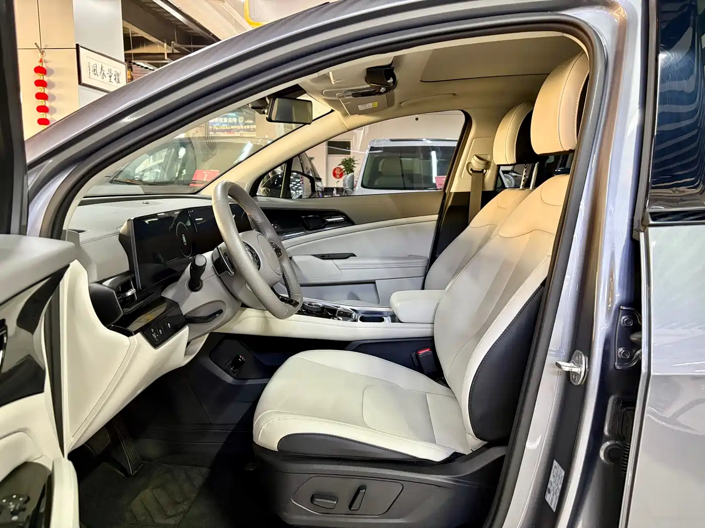 Kia Sportage 2023 1.5T 2WD Premium Edition фото 6