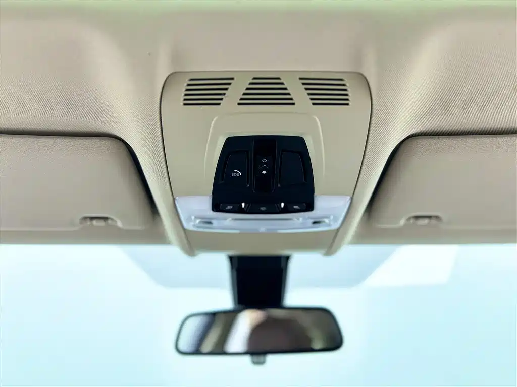 BMW X6 2015 xDrive35i Luxury Model фото 18