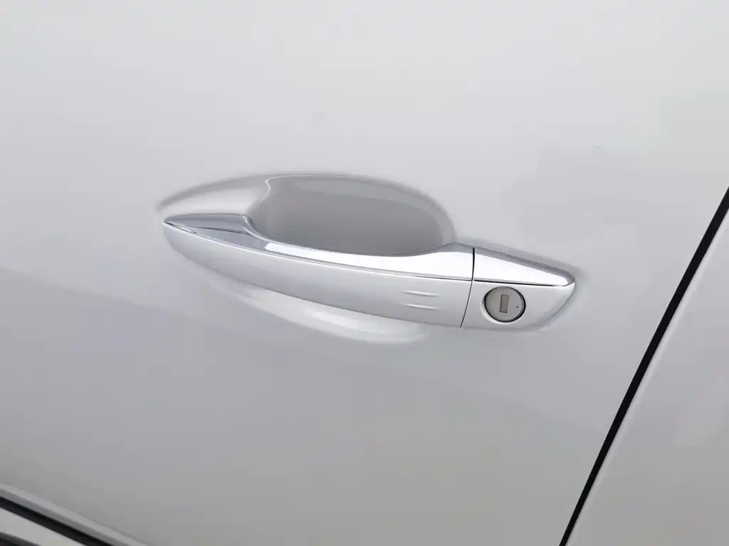 Фото 18 - Peugeot 4008