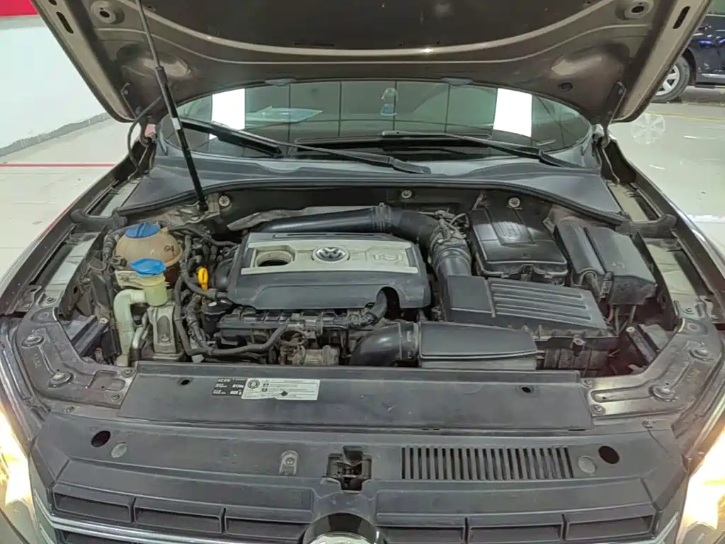 Фото 20 - Volkswagen Passat
