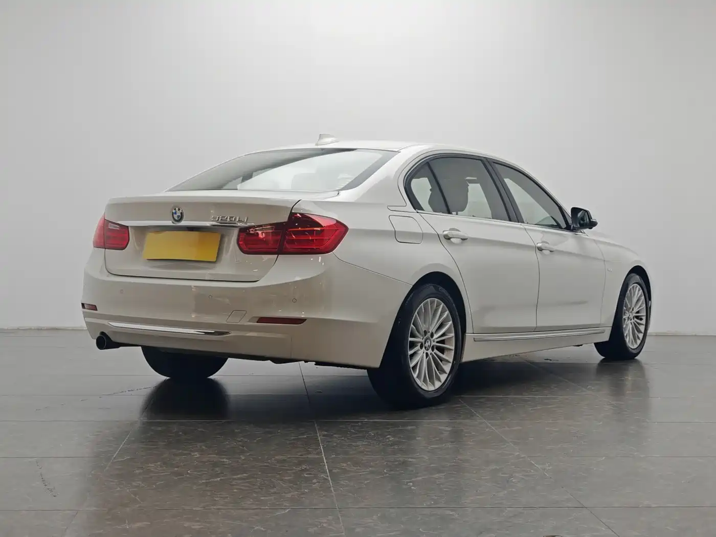 BMW 3 Series 2013 Facelift 320Li Luxury Design Package фото 3