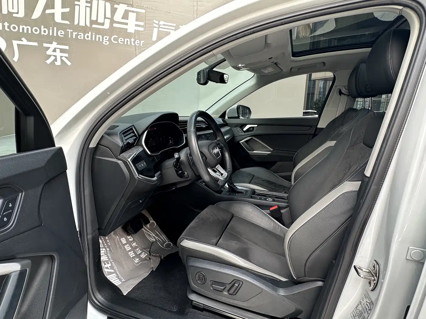 Audi Q3 2022 35 TFSI Fashion Dynamic фото 12