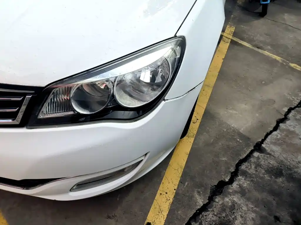 Roewe 350 2014 2014 1.5L Automatic Joy Edition