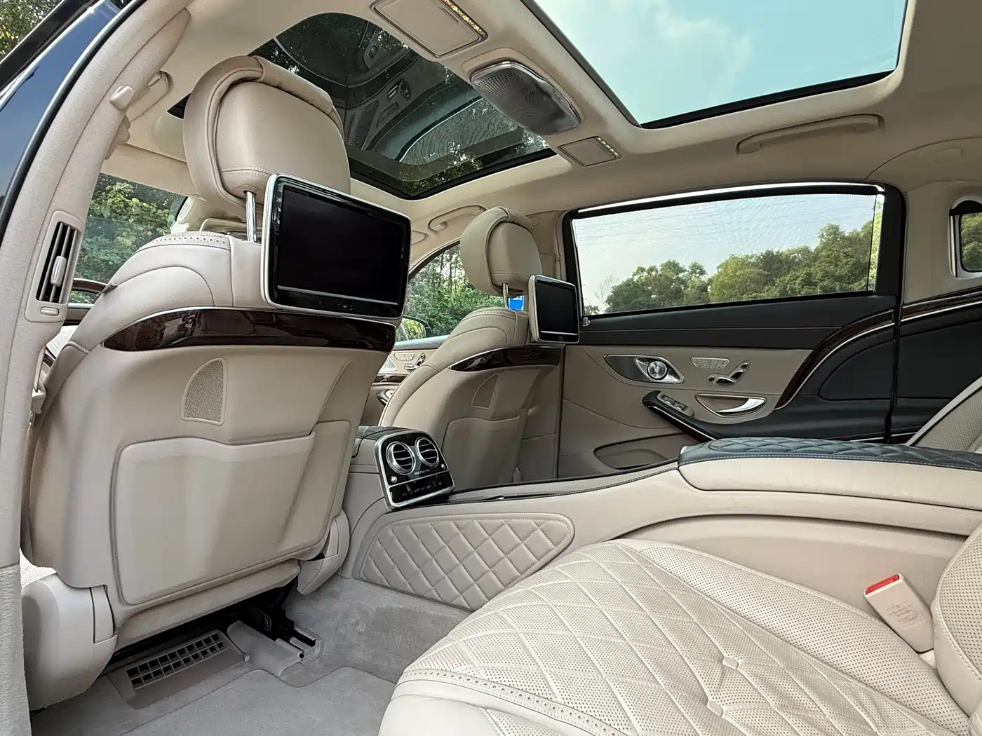 Mercedes-Benz Maybach S-Class 2017 S 600 фото 15