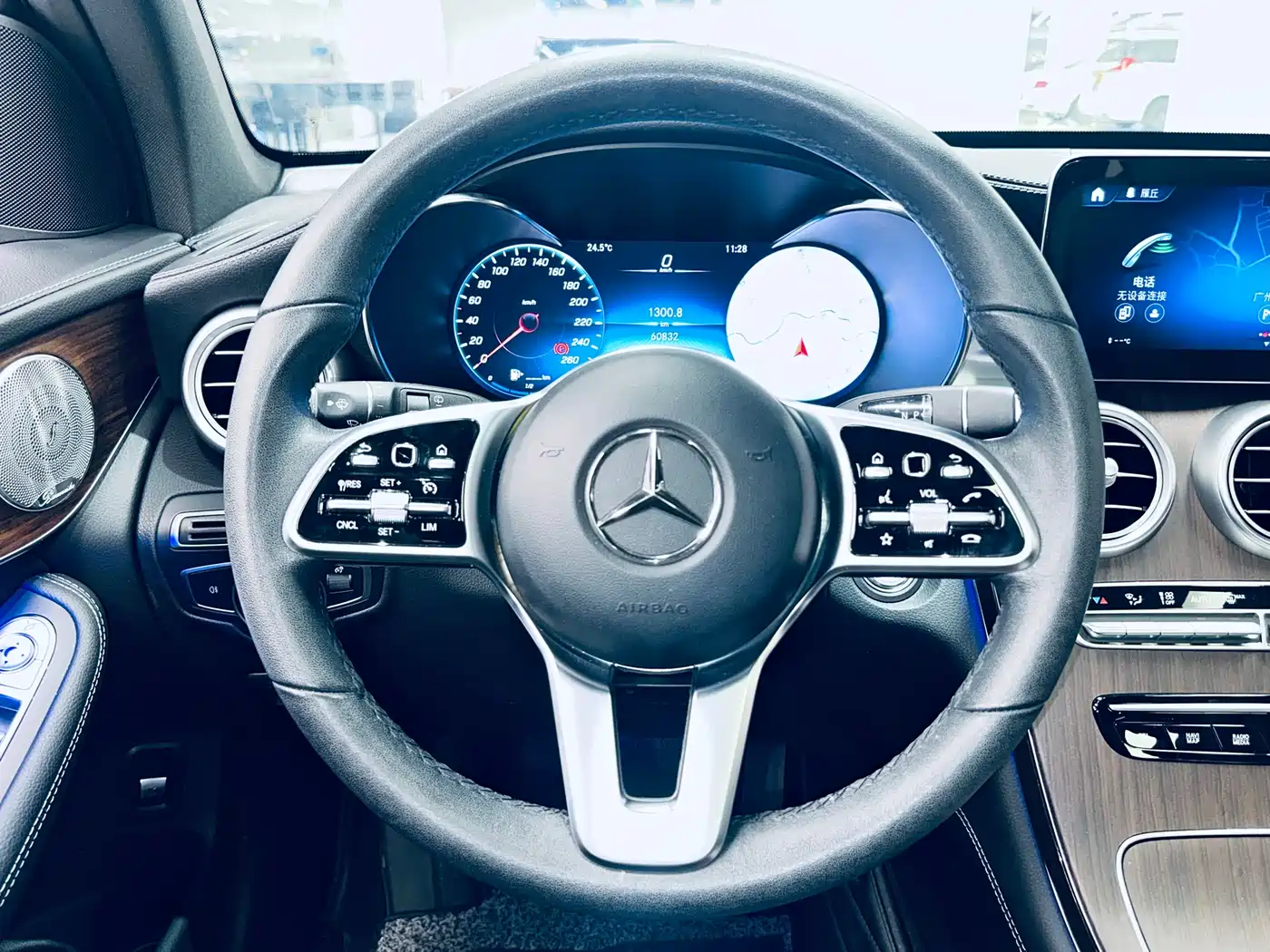 Mercedes-Benz GLC 2021 GLC 300 L 4MATIC Sporty фото 35