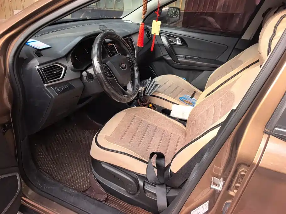 FAW Senya R7 2017 2017 Model 1.6L Automatic Luxury