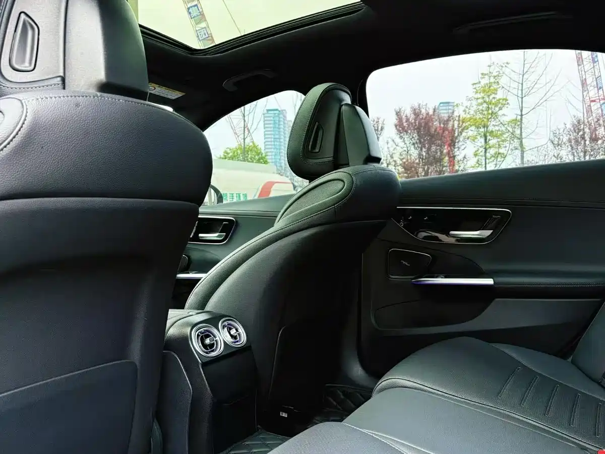 Mercedes-Benz C-Class 2024 Facelift III C 260 L Sport фото 8