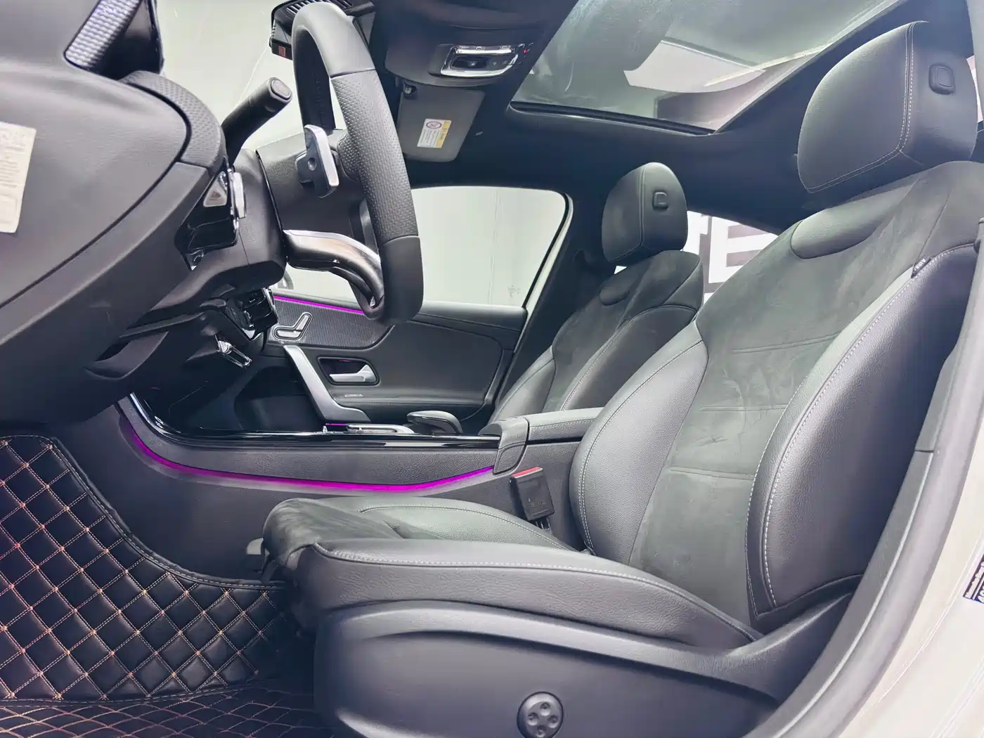 Mercedes-Benz A-Class 2020 A 200 L Sport Sedan фото 8