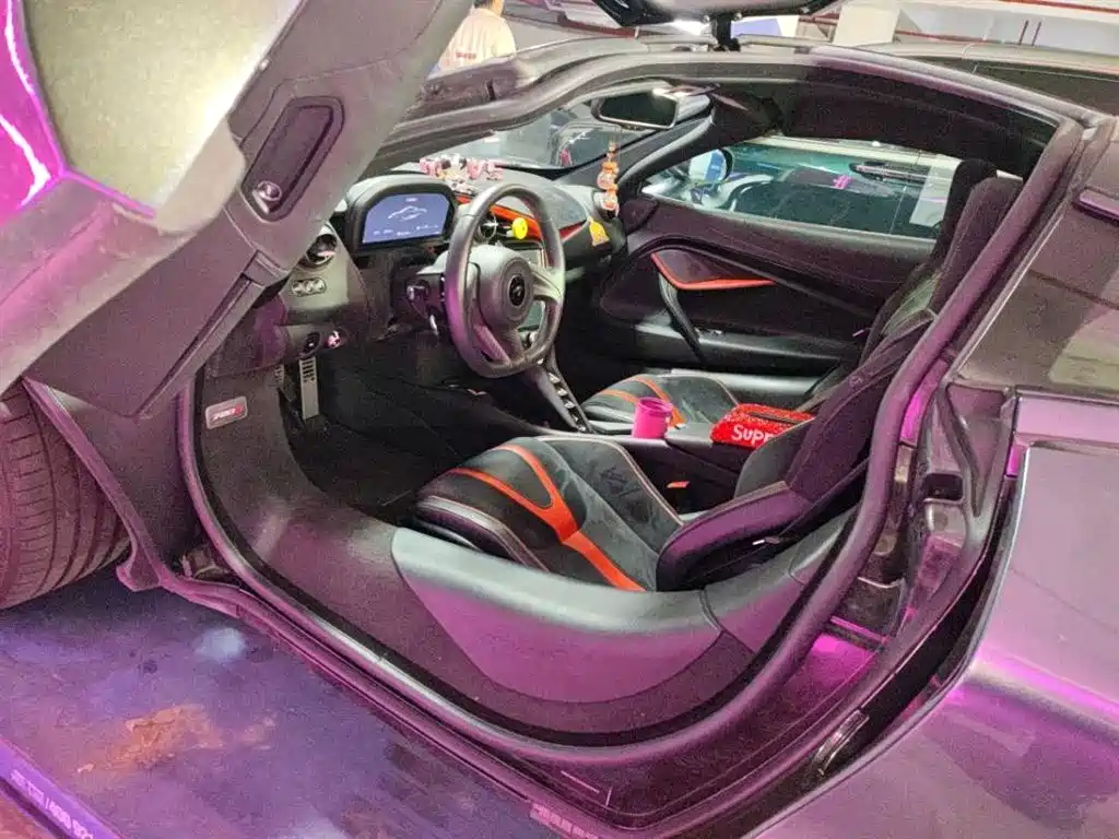 2020 McLaren 720S
