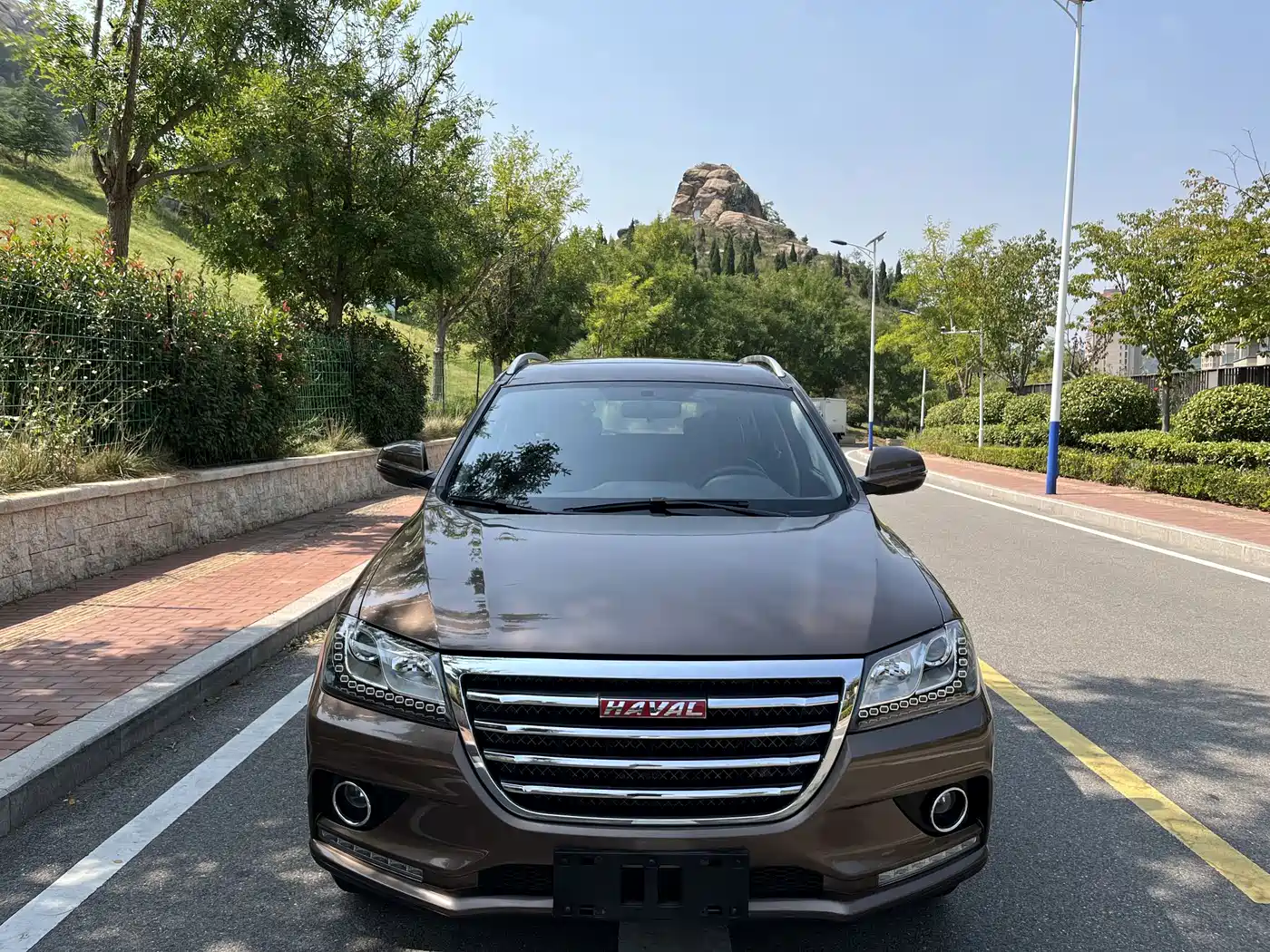 Photo 2 - Haval H2