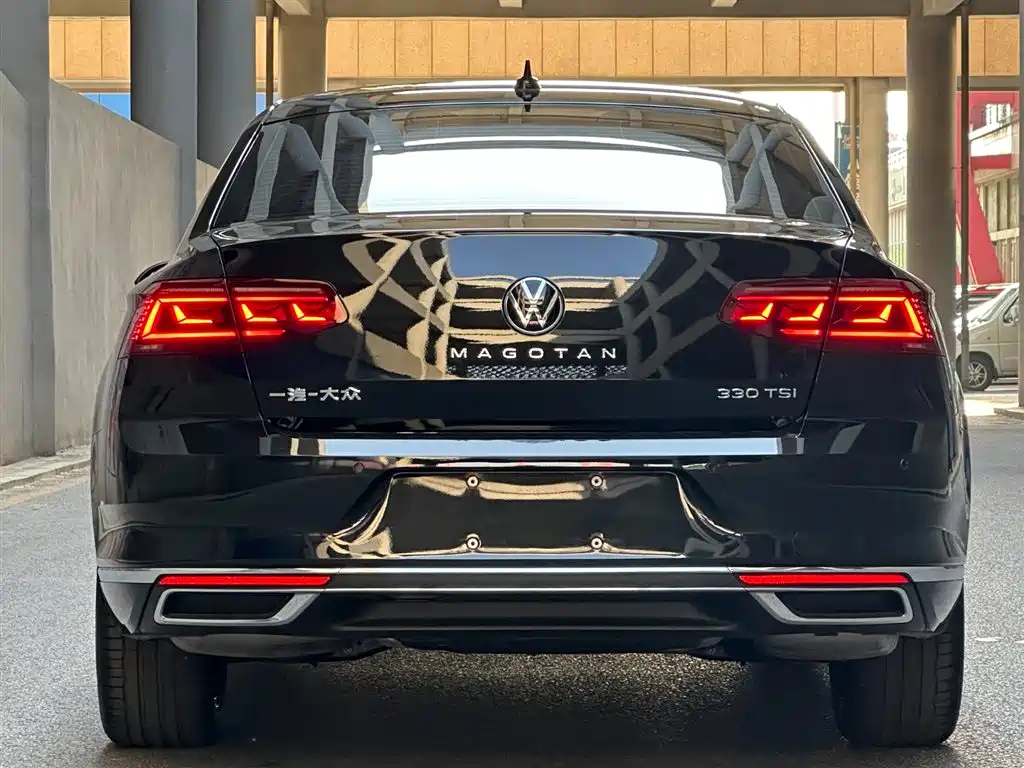 Volkswagen Magotan 2025 Facelift Public Edition 330TSI DSG Luxury фото 4
