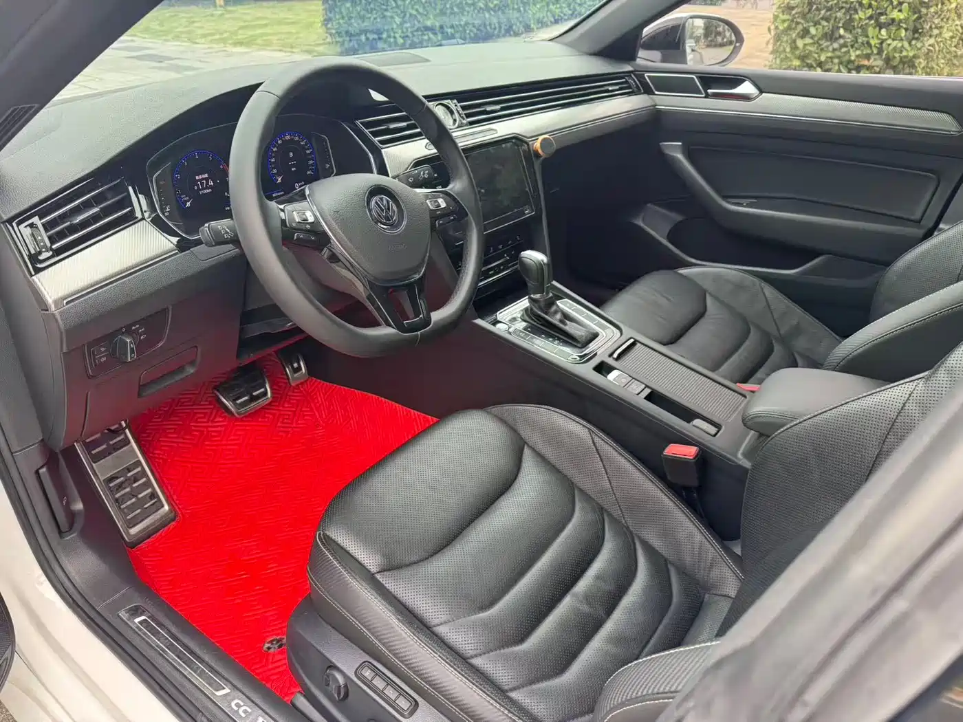 Volkswagen FAW-Volkswagen CC 2020 330TSI Glamour Version China VI фото 4