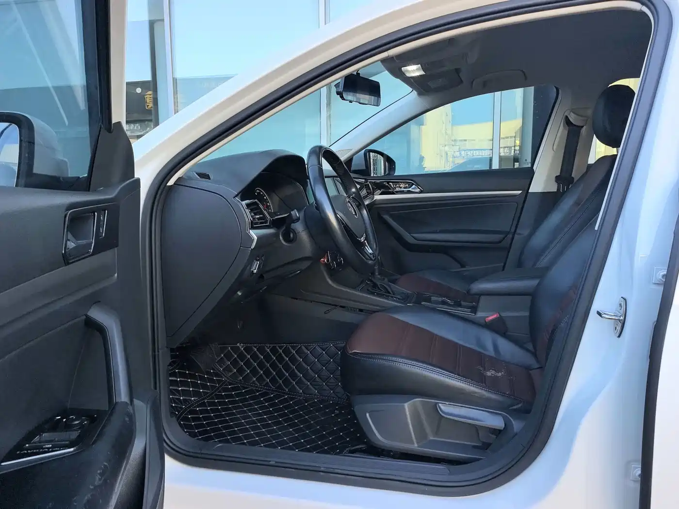 Volkswagen Lavida 2018 1.5L Auto Trend Edition China V фото 4