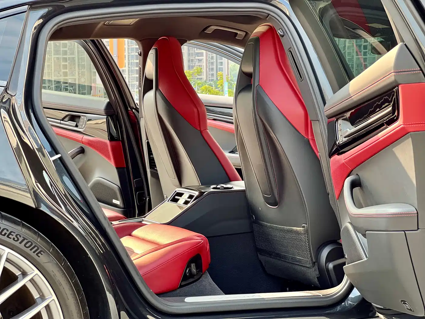Porsche Panamera 2026 Panamera 4 Executive Long Wheelbase 2.9T фото 7