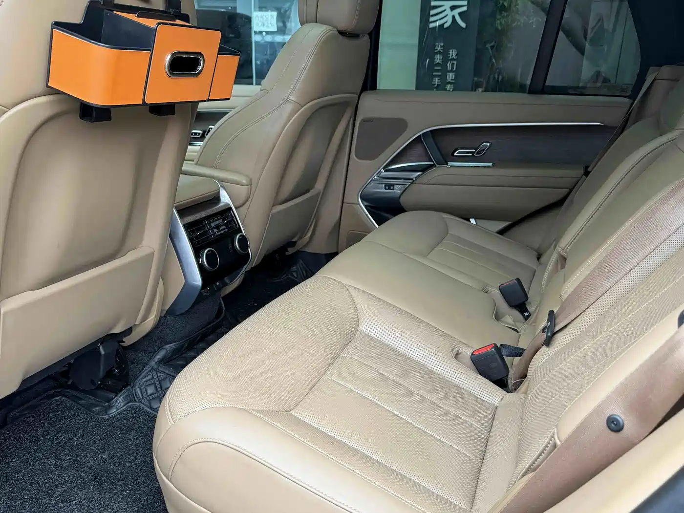Land Rover Range Rover 2024 2024 3.0 L6 360PS Golden Age Edition