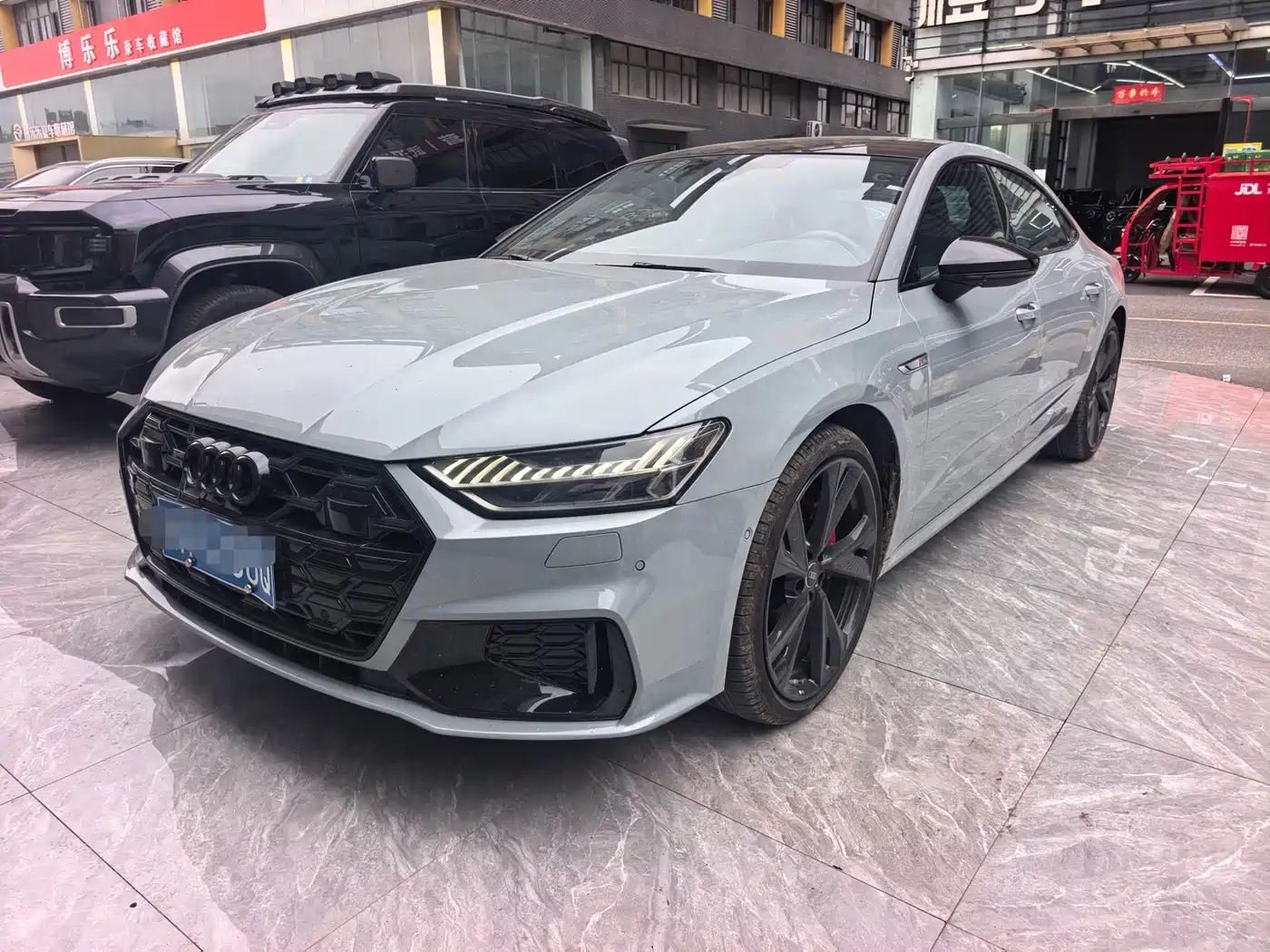 Audi A7L