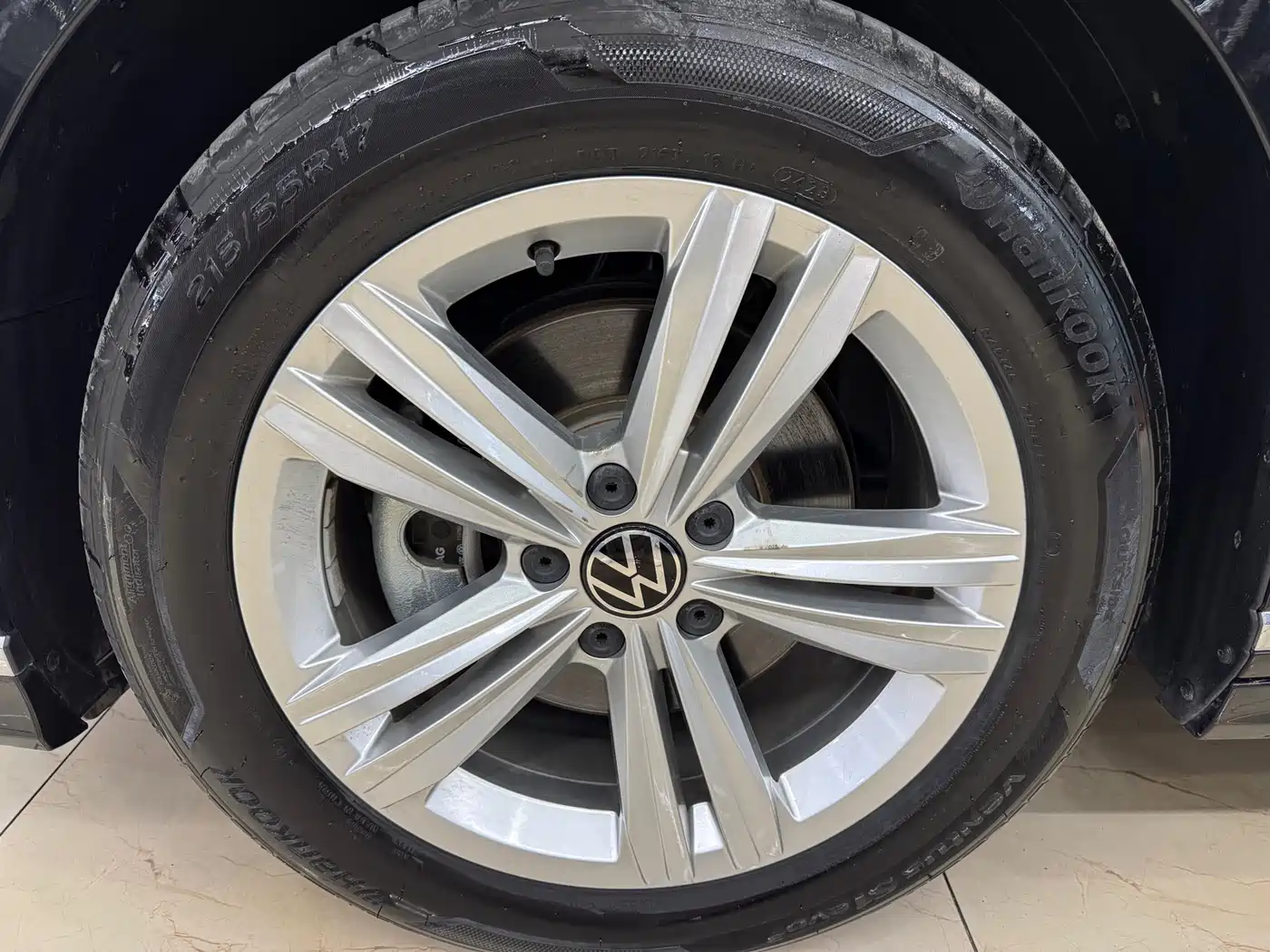 Volkswagen Magotan 2023 2 Million Units Commemorative Edition 280TSI DSG Comfort фото 24